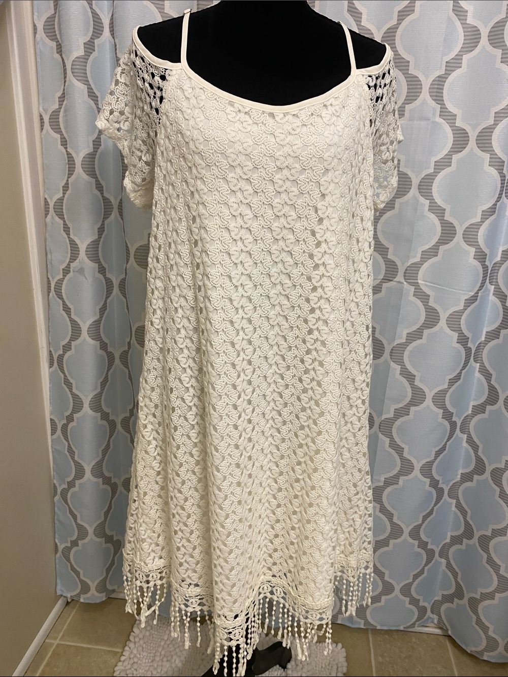 White Crochet Cold-Shoulder Dress with Fringe Large